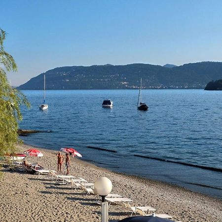 Il Lago Riflesso Apartment Verbania Exterior foto